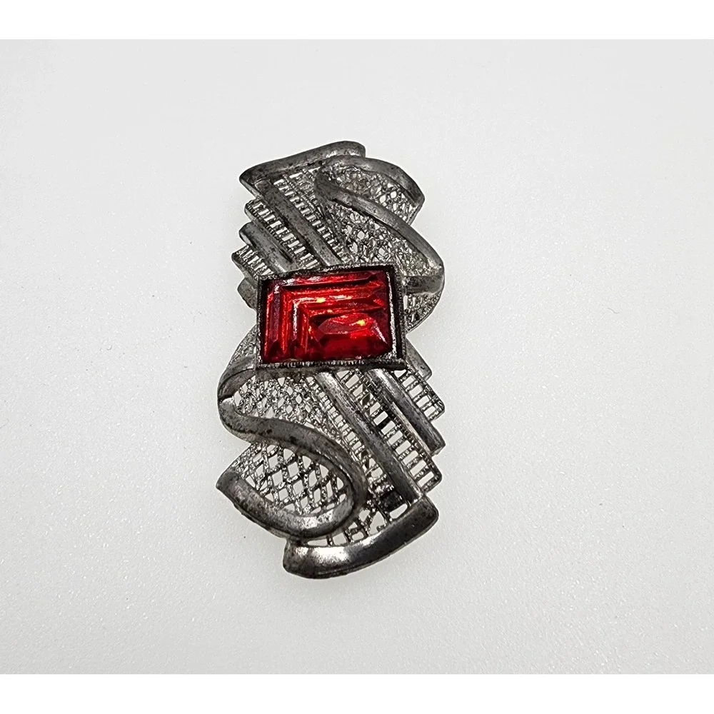 Vintage Little Nemo LN Brooch Art Deco Red Glass Filigree Silver Tone 1930s